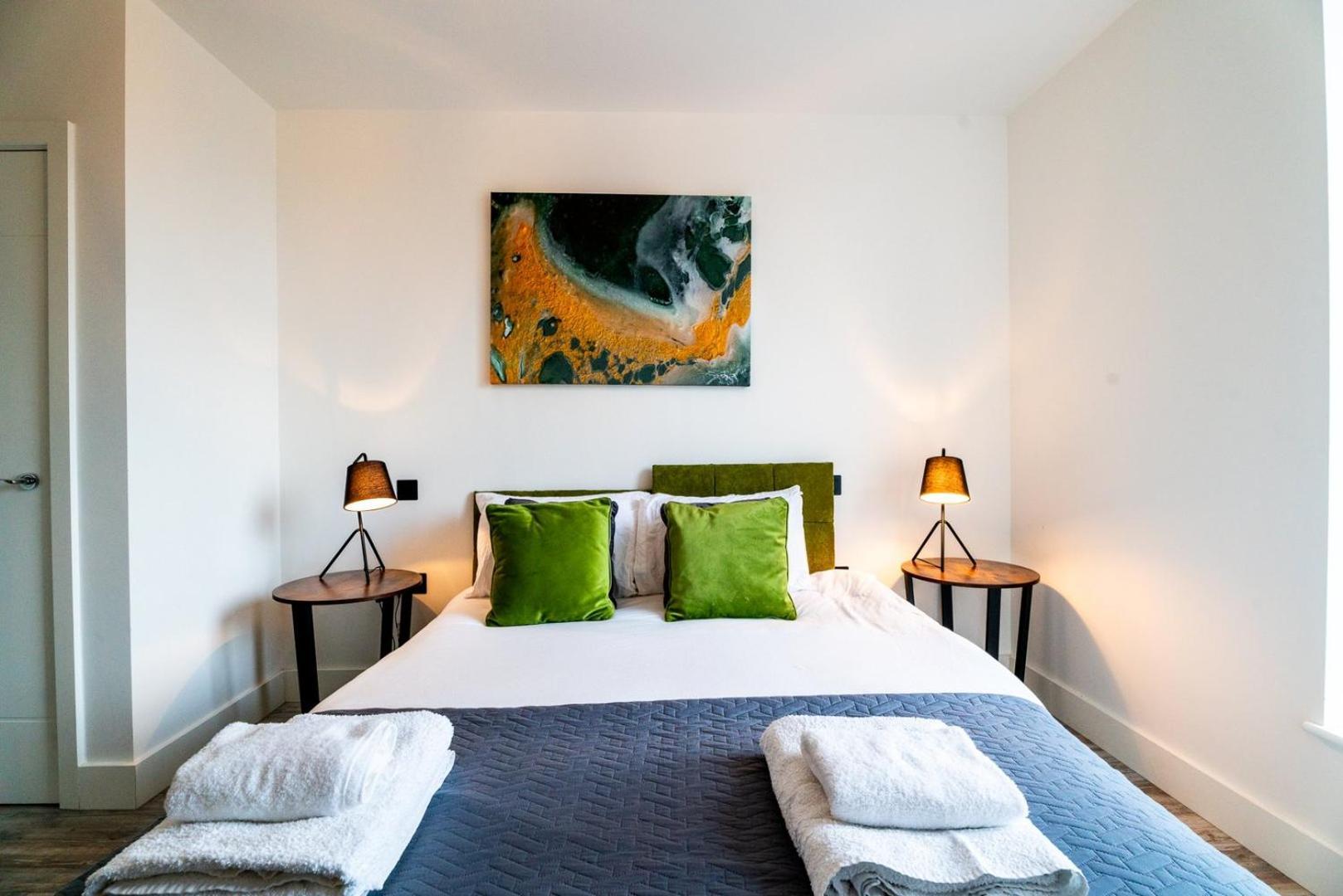 Central Gem Stylish 1-bedroom Apartment