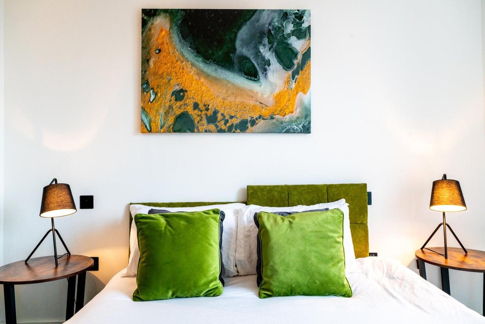 Central Gem Stylish 1-bedroom *